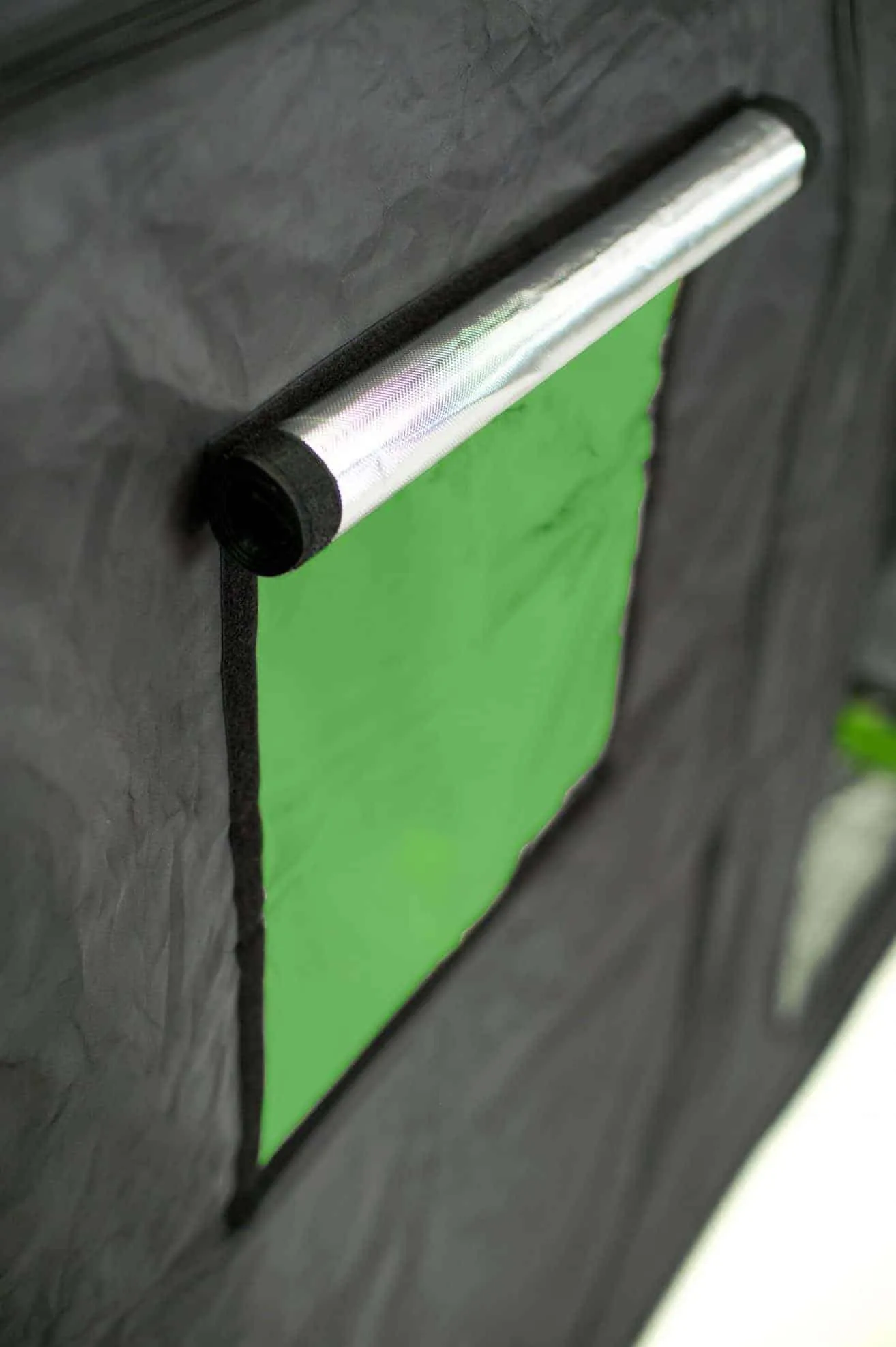 Green Qube V: GQ100 - 100 x 100 x 200cm
